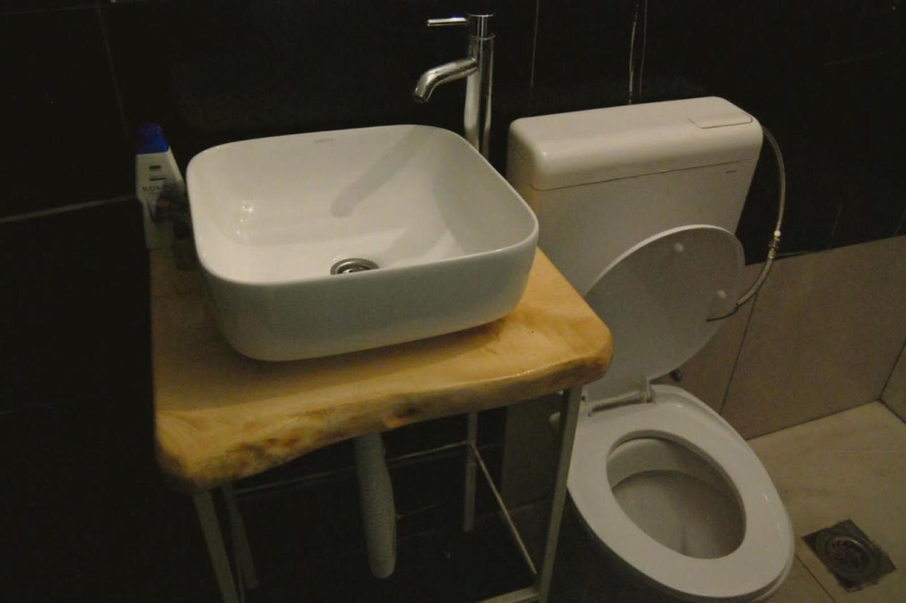 Hostel Ka Doma Cetinje Kültér fotó